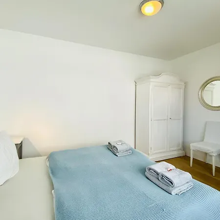 Ferienwohnung Binzer Seeblick Haus Jahreszeiten Binz Exterior photo